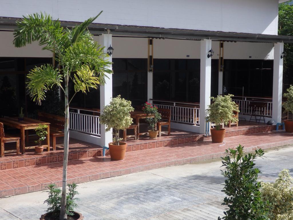 Jamie'S Home With 2 Bedrooms, Can Accommodate 6 Guests Koh Samet Exterior photo