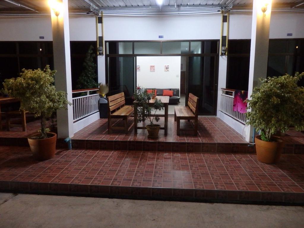 Jamie'S Home With 2 Bedrooms, Can Accommodate 6 Guests Koh Samet Exterior photo
